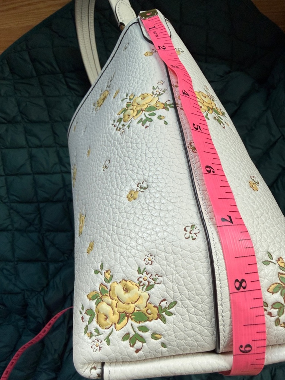 Coach White Floral Pebbled Leather Wristlet with Yellow Flowers - Picture 10 of 11